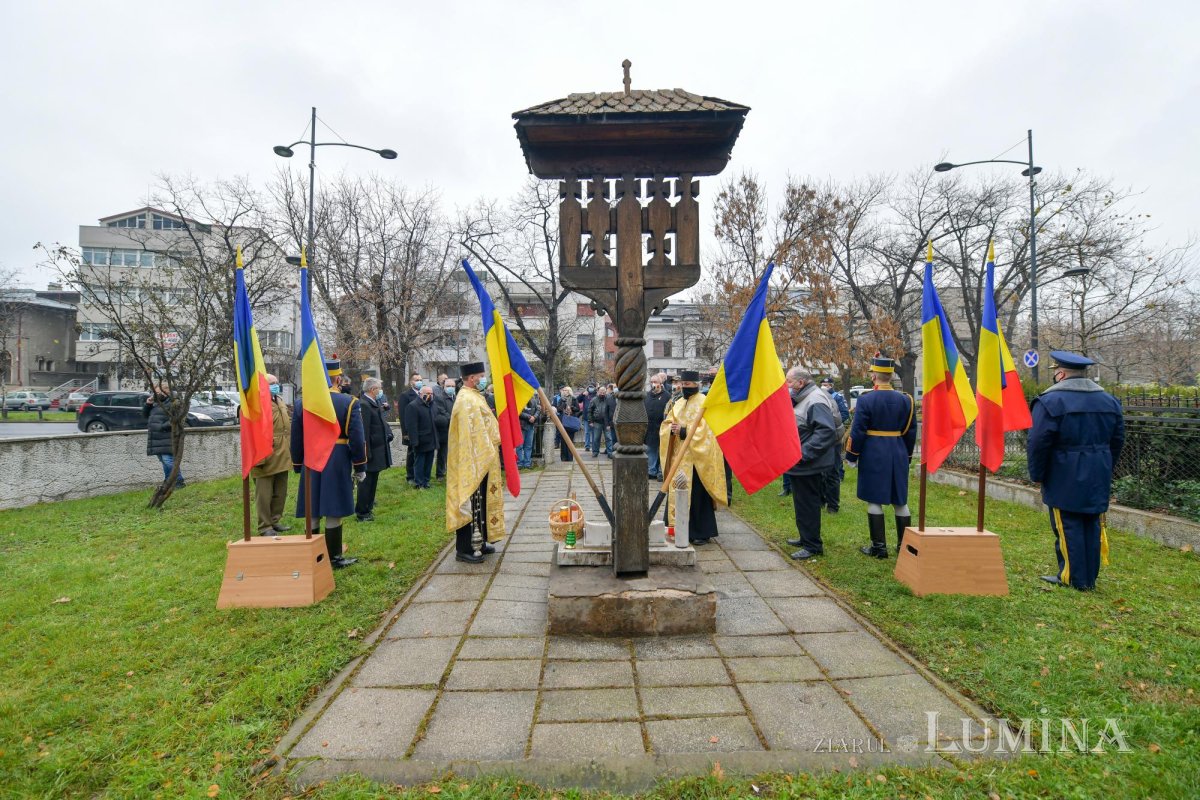 Comemorarea eroilor Revoluţiei la Catedrala Patriarhală și la monumente din Capitală 160404
