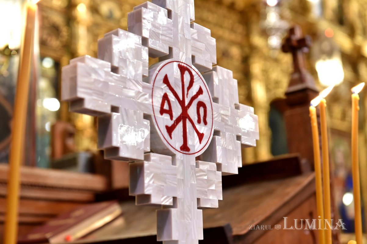 Comemorarea eroilor Revoluţiei la Catedrala Patriarhală și la monumente din Capitală 160407