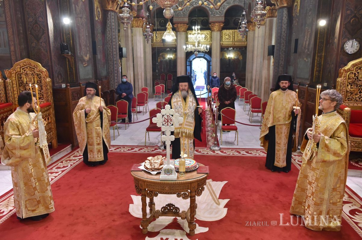 Comemorarea eroilor Revoluţiei la Catedrala Patriarhală și la monumente din Capitală 160409