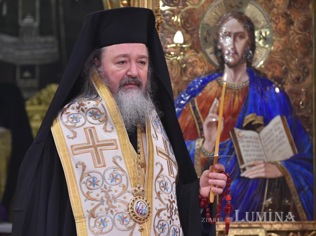 Comemorarea eroilor Revoluţiei la Catedrala Patriarhală și la monumente din Capitală 160418