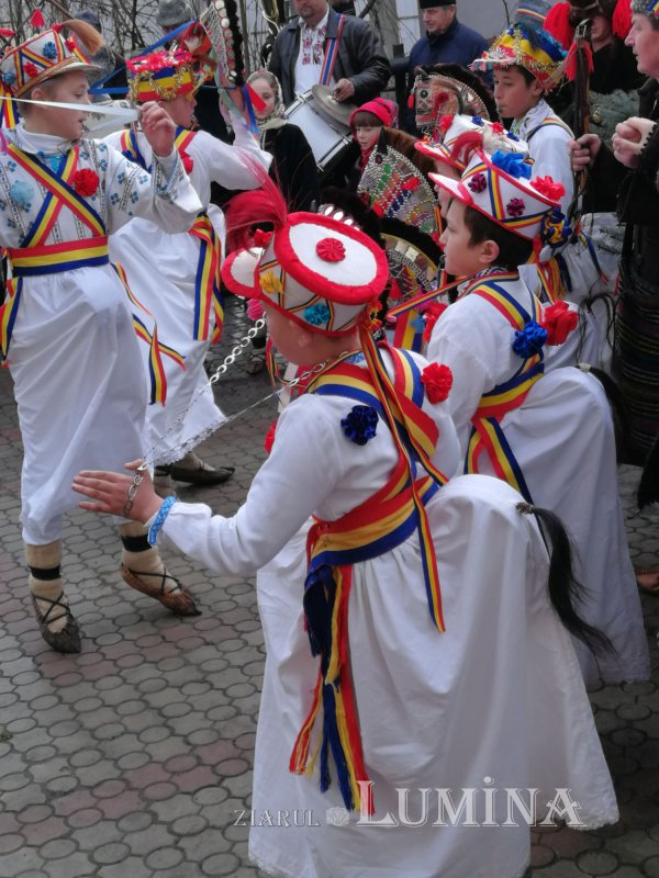 Datinile de iarnă, martori din recuzita de neuitat a copilăriei 160513