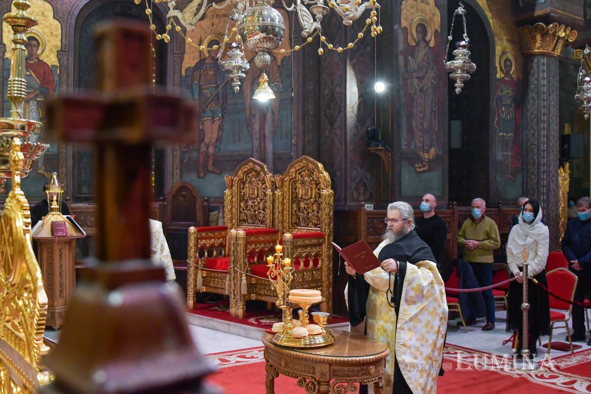Slujba trecerii dintre ani la Catedrala Patriarhală 160790