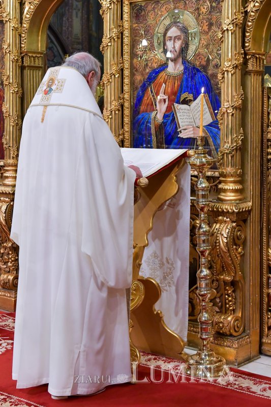 Slujba trecerii dintre ani la Catedrala Patriarhală 160798
