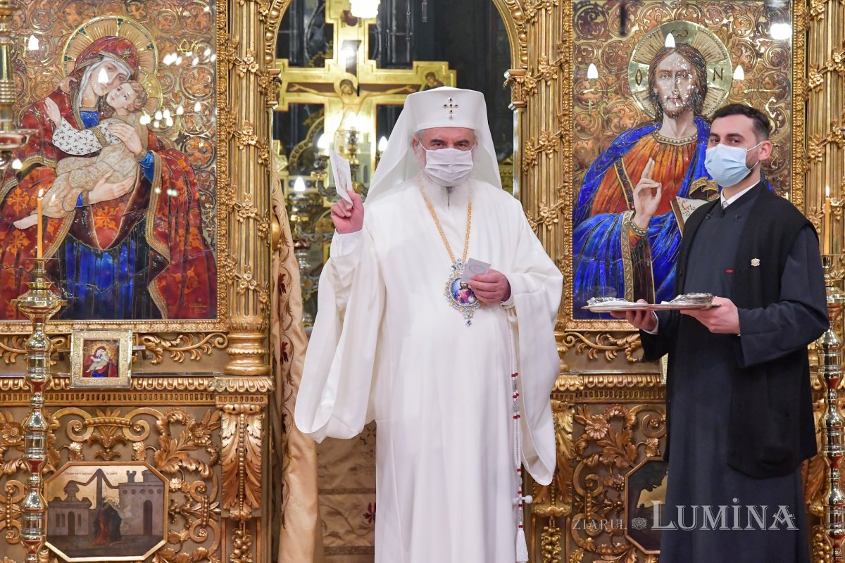 Slujba trecerii dintre ani la Catedrala Patriarhală 160815