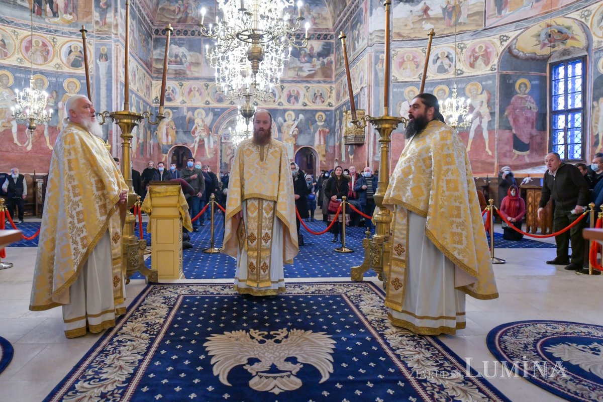 Patriarhul României la Mănăstirea Cernica 160907