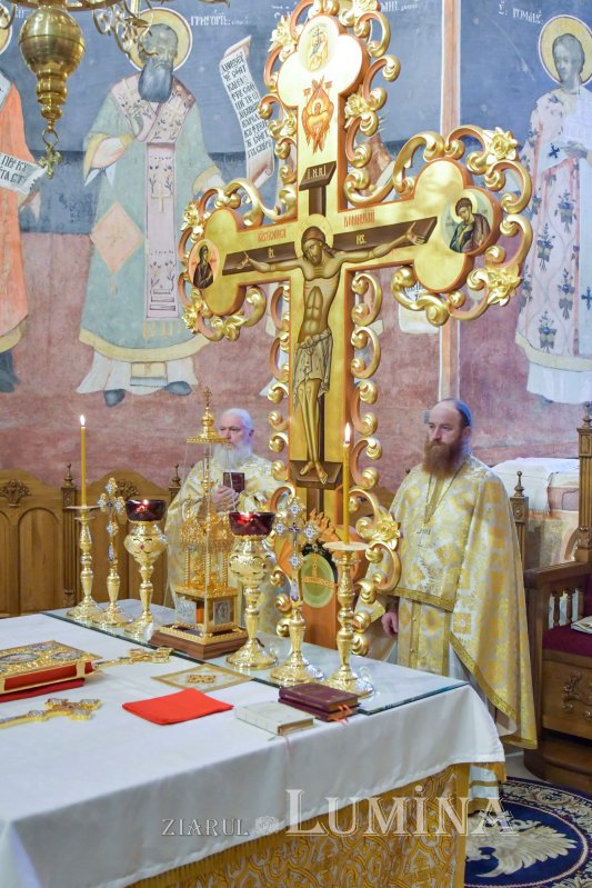 Patriarhul României la Mănăstirea Cernica 160908