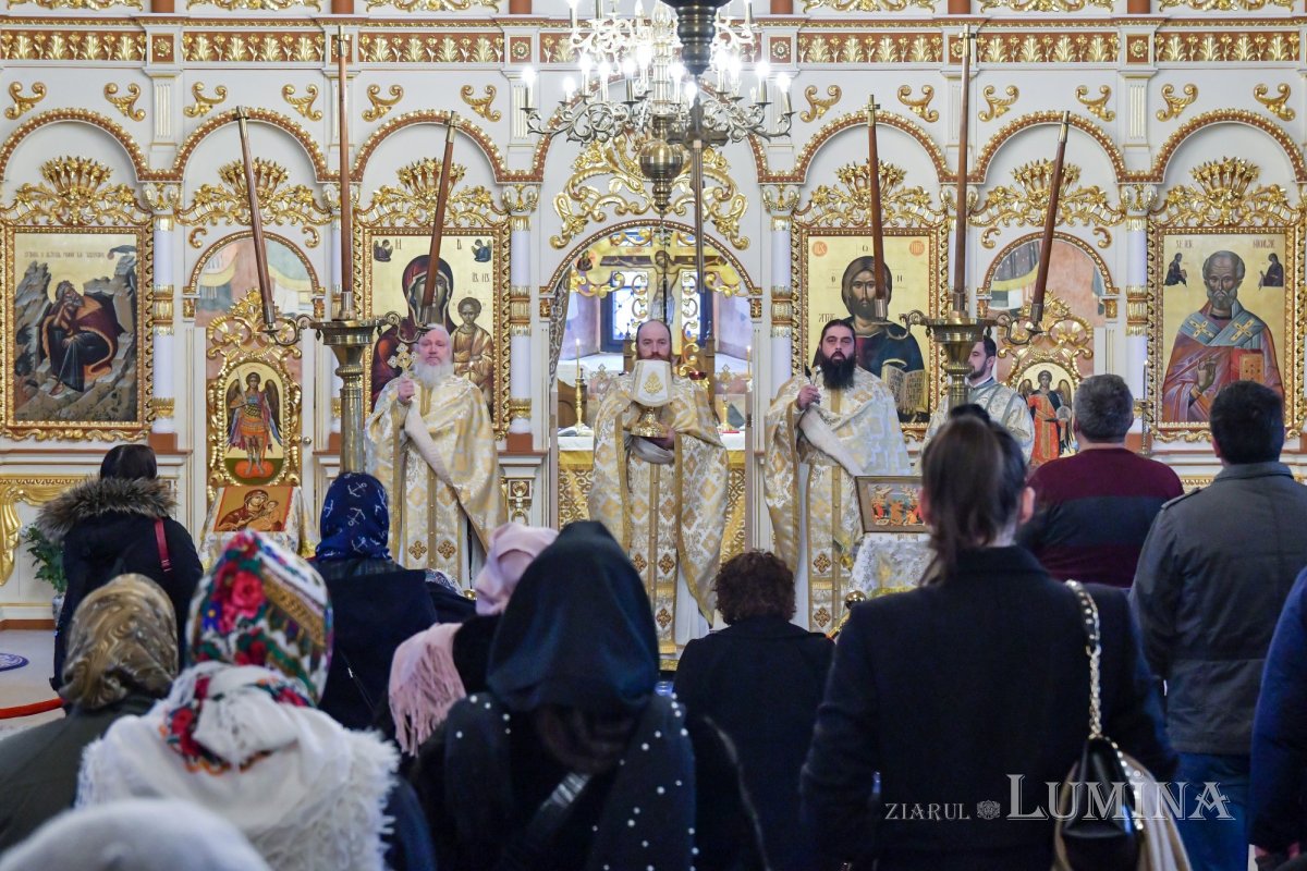 Patriarhul României la Mănăstirea Cernica 160914