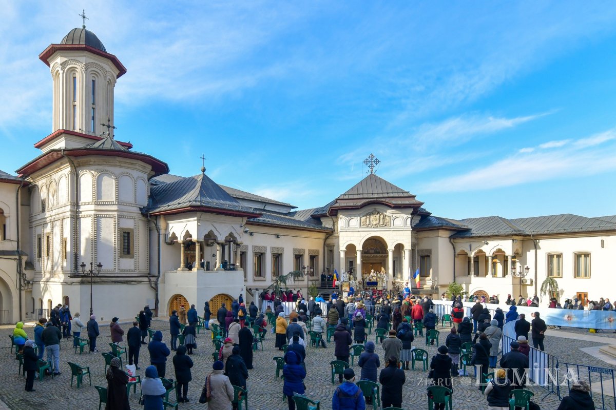 Sărbătoarea Botezului Domnului la Catedrala Patriarhală 161230