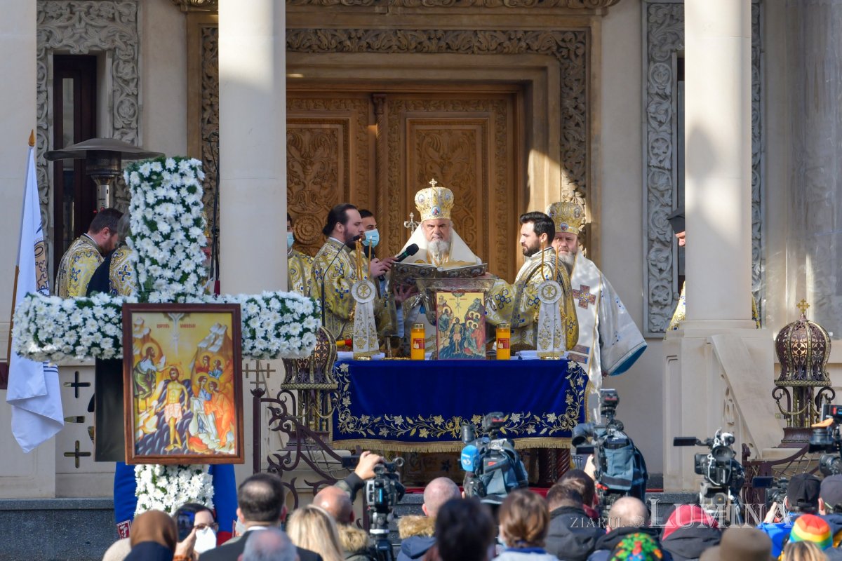 Sărbătoarea Botezului Domnului la Catedrala Patriarhală 161236