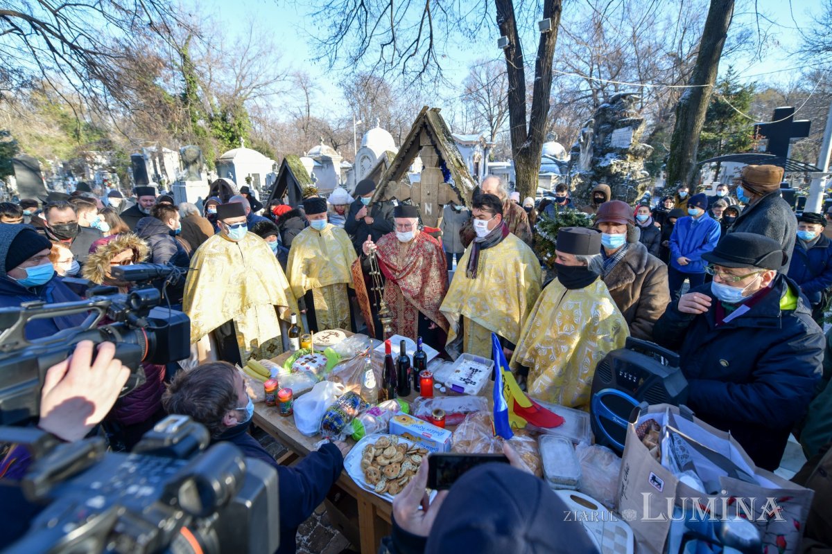 Comemorarea poetului naţional Mihai Eminescu în Capitală 161844
