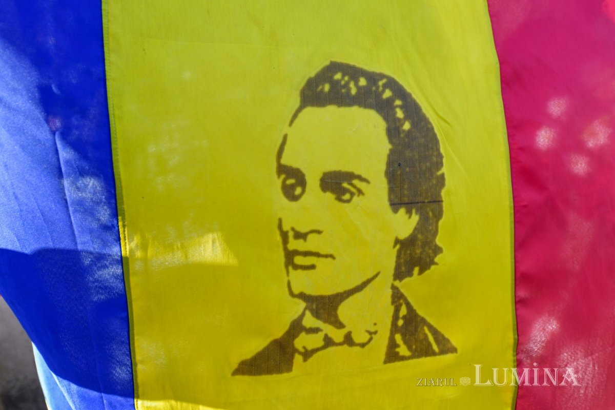 Comemorarea poetului naţional Mihai Eminescu în Capitală 161847