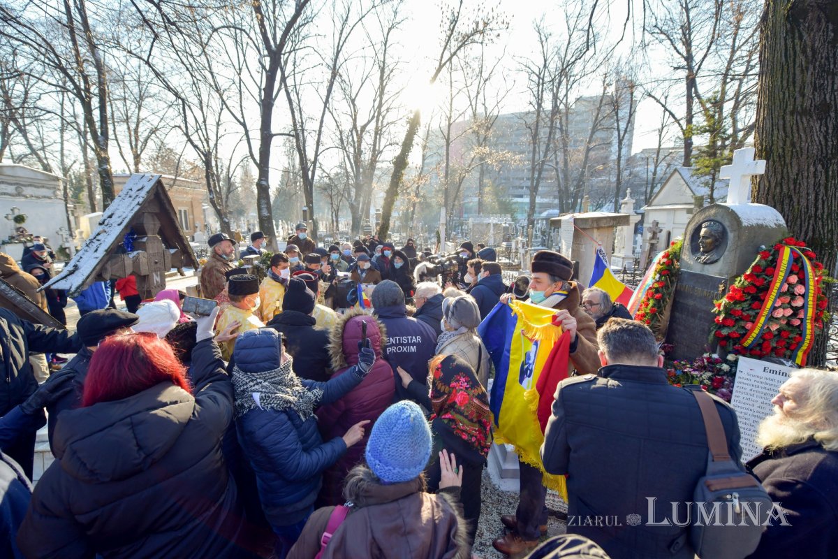 Comemorarea poetului naţional Mihai Eminescu în Capitală 161854