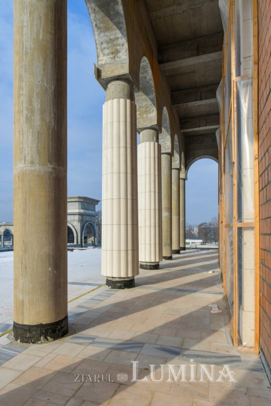 Şantierul Catedralei Naţionale în mijlocul iernii  162237