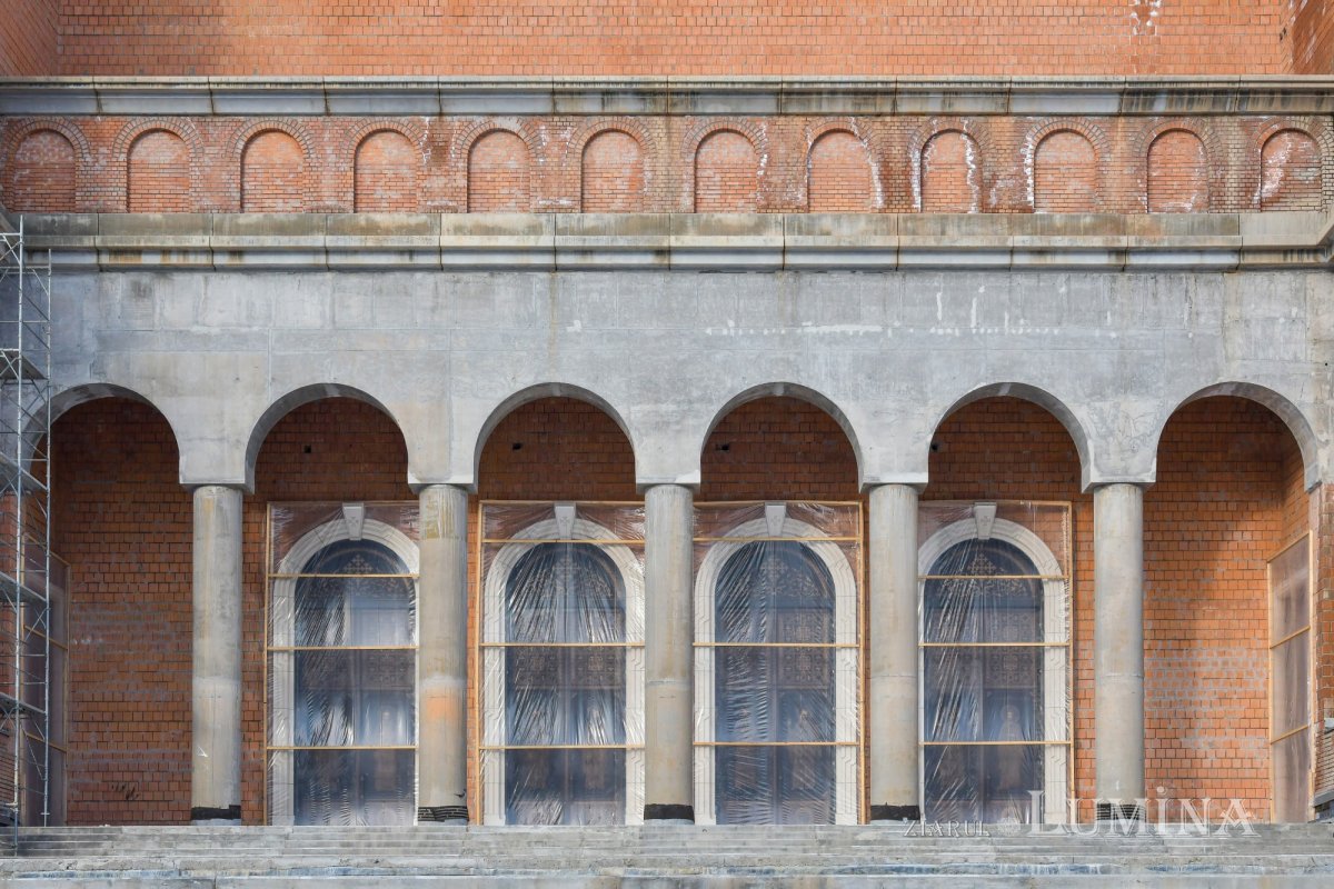 Şantierul Catedralei Naţionale în mijlocul iernii  162246