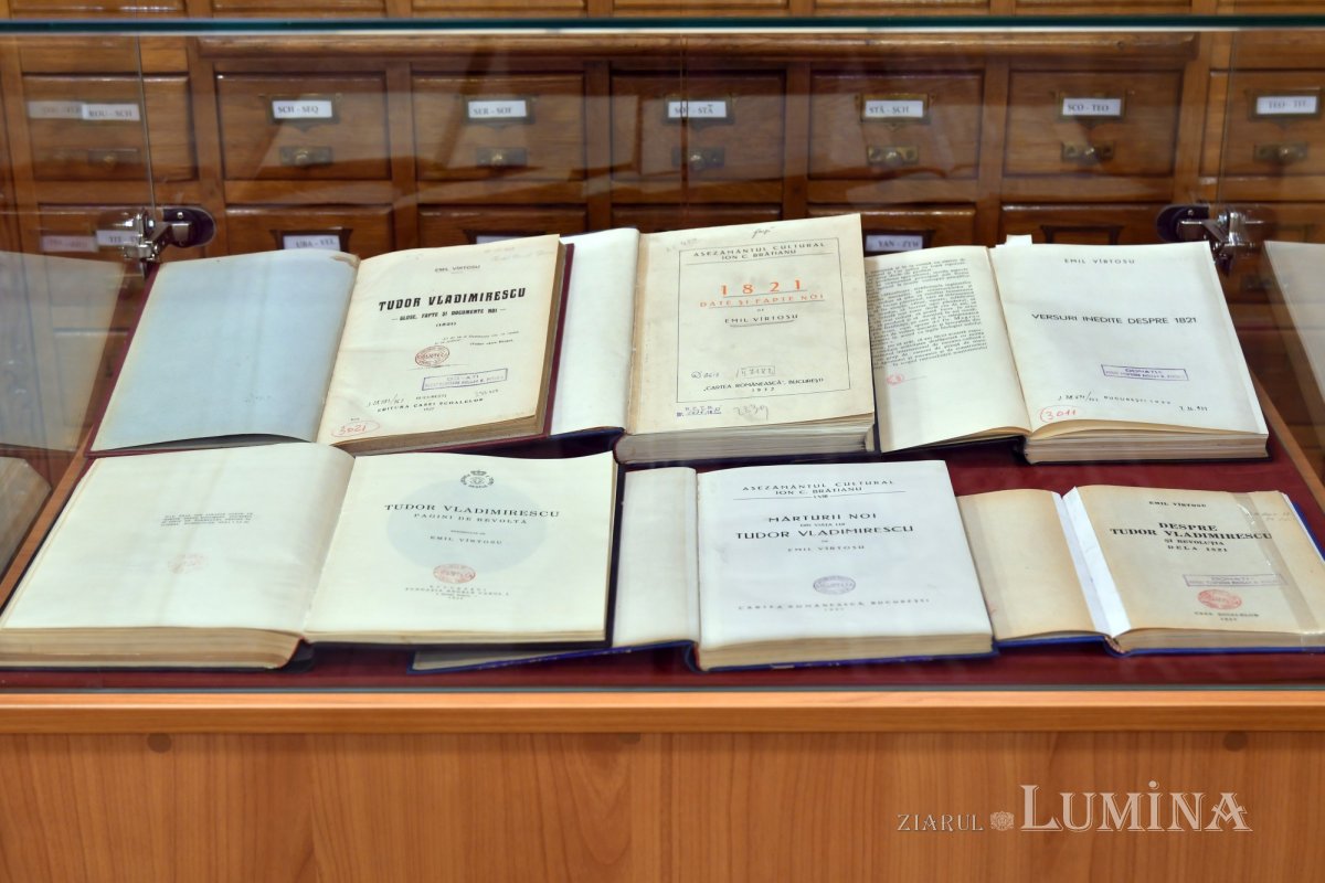 Expoziție dedicată lui Tudor Vladimirescu la Biblioteca Sfântului Sinod 162392