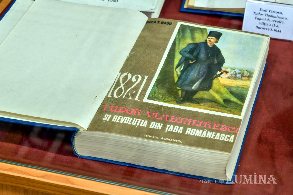 Expoziție dedicată lui Tudor Vladimirescu la Biblioteca Sfântului Sinod 162402