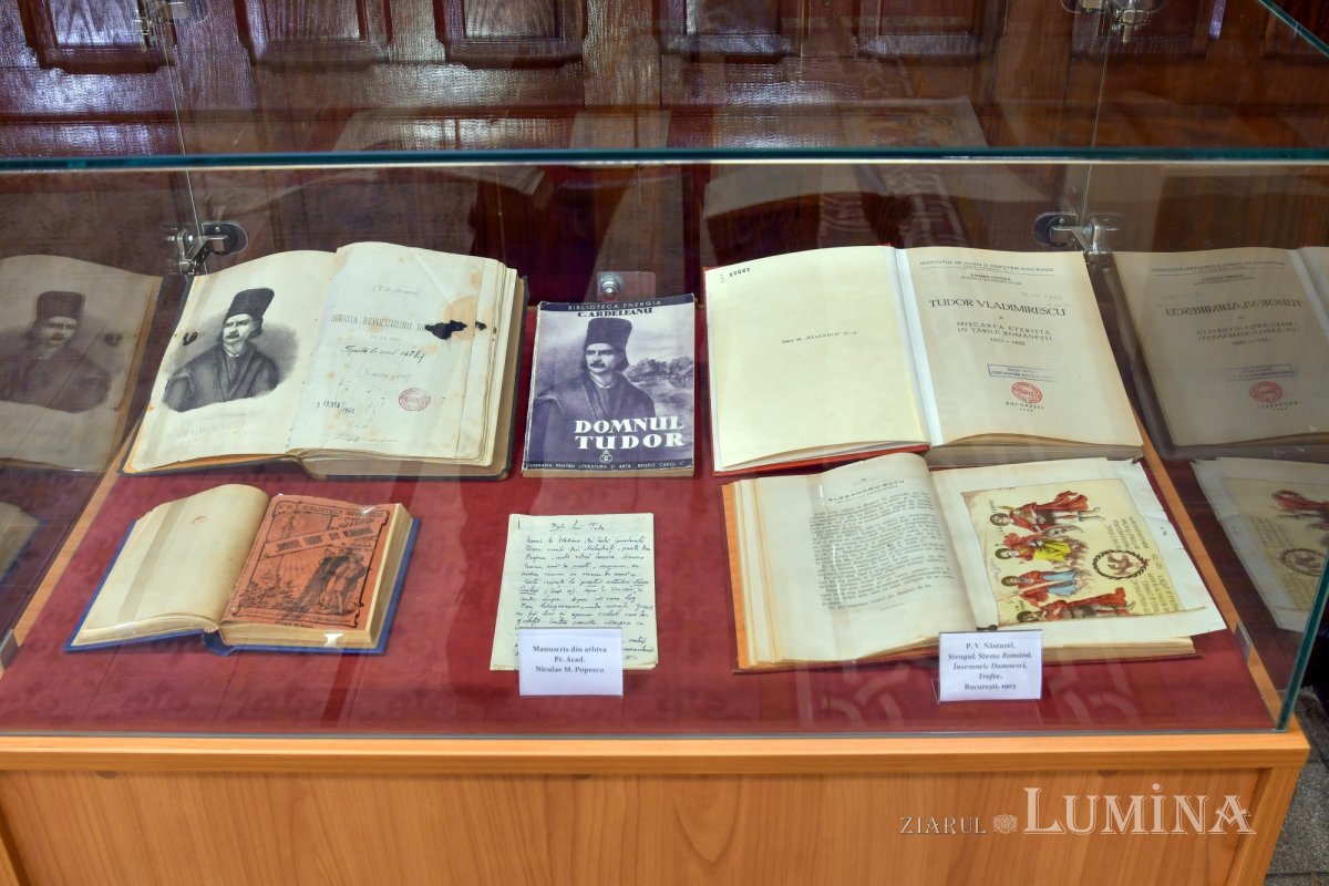 Expoziție dedicată lui Tudor Vladimirescu la Biblioteca Sfântului Sinod 162429