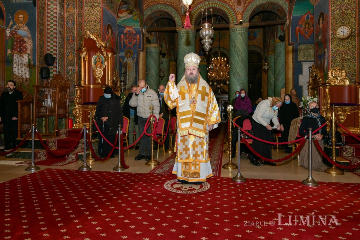 Pomenirea Sfântului Grigorie Teologul la Mănăstirea Radu Vodă 162524
