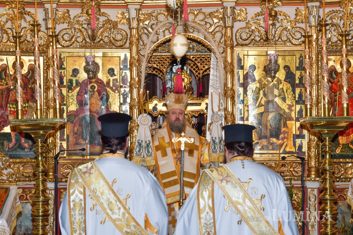 Pomenirea Sfântului Grigorie Teologul la Mănăstirea Radu Vodă 162528