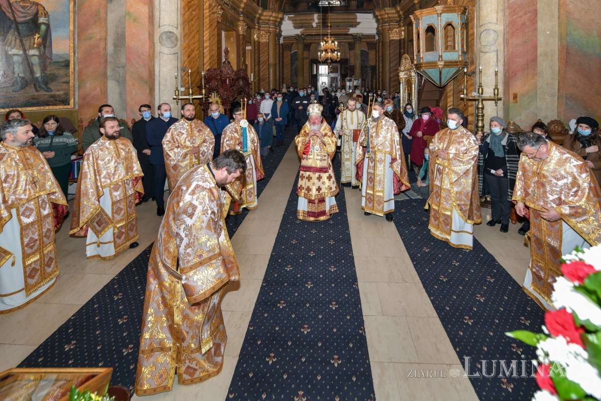 Ocrotitorii şcolilor teologice cinstiţi la Facultatea „Justinian Patriarhul” din Bucureşti 162887