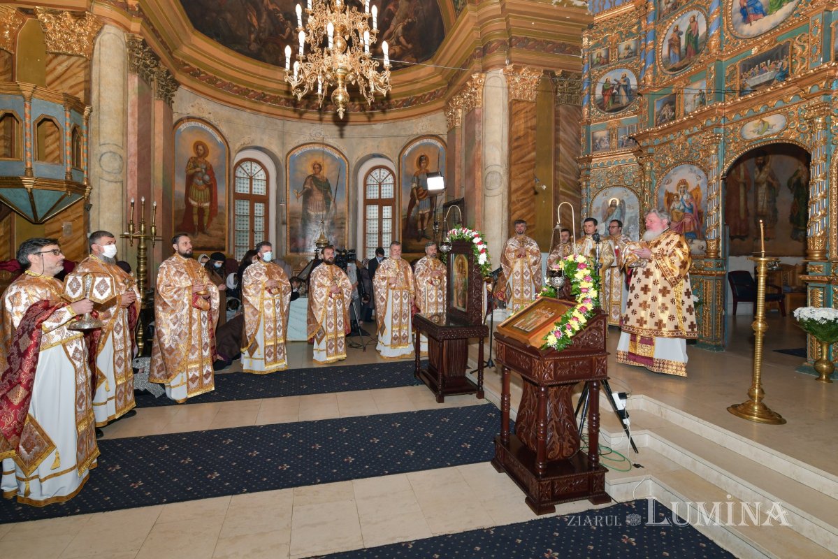 Ocrotitorii şcolilor teologice cinstiţi la Facultatea „Justinian Patriarhul” din Bucureşti 162905