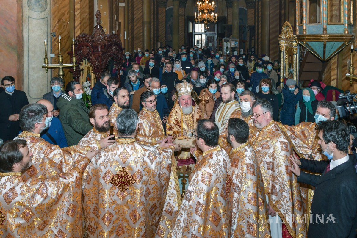Ocrotitorii şcolilor teologice cinstiţi la Facultatea „Justinian Patriarhul” din Bucureşti 162919