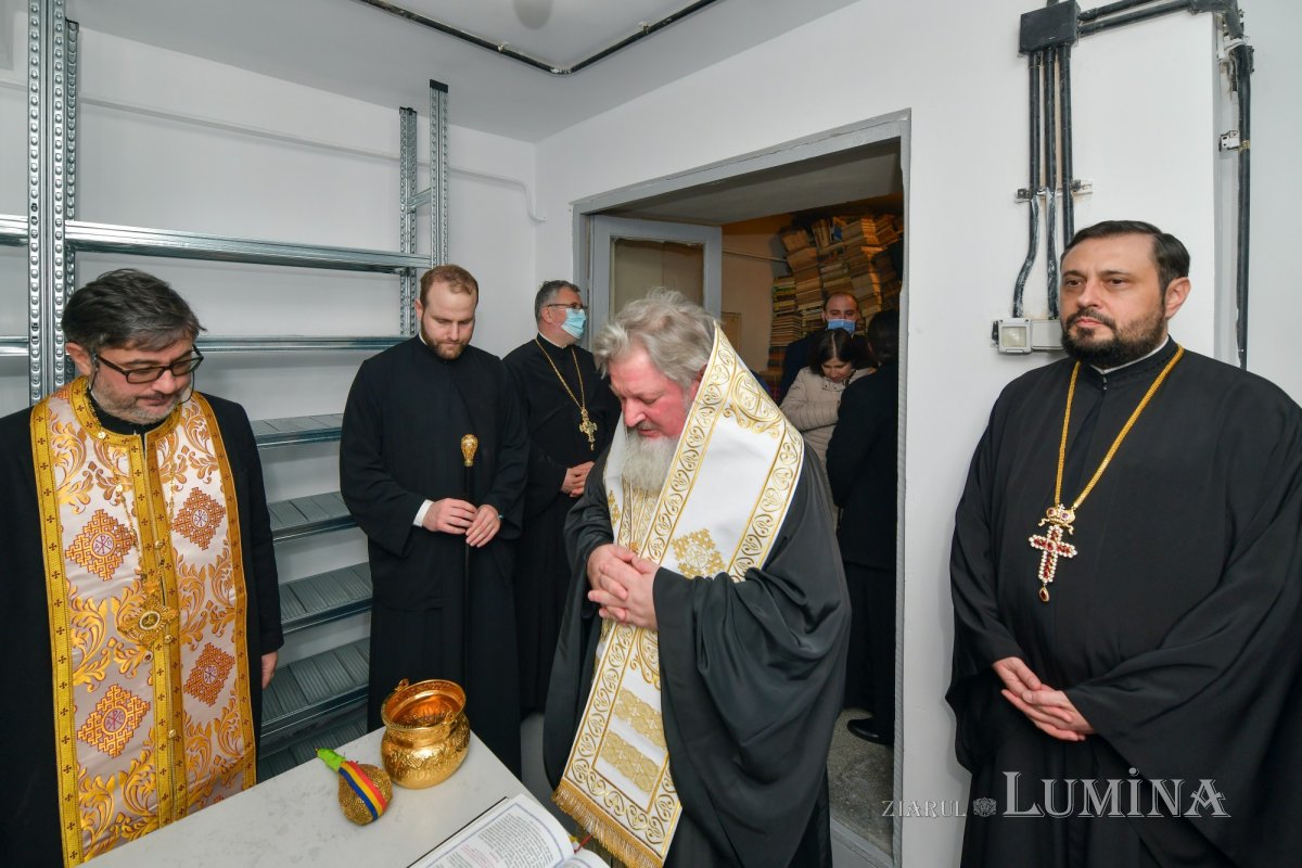 Ocrotitorii şcolilor teologice cinstiţi la Facultatea „Justinian Patriarhul” din Bucureşti 162928