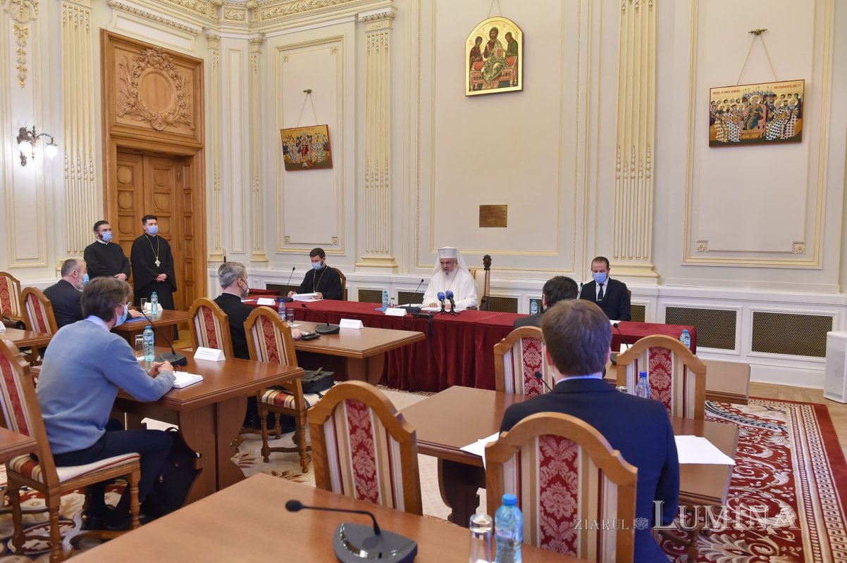 Ședință de constituire a Comisiei de Pictură Bisericească 163016