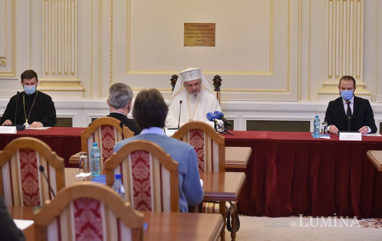 Ședință de constituire a Comisiei de Pictură Bisericească 163022