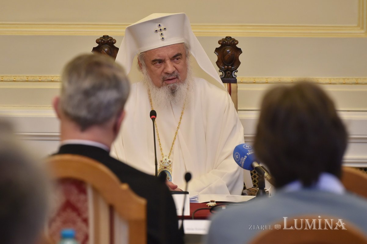 Ședință de constituire a Comisiei de Pictură Bisericească 163028