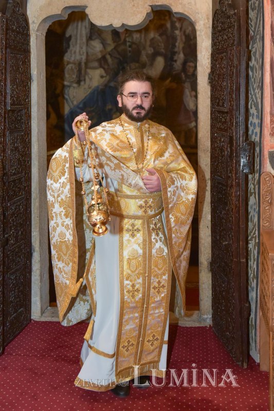 „Vocaţia omului este comuniunea cu Dumnezeu în timp şi în veşnicie” 163083