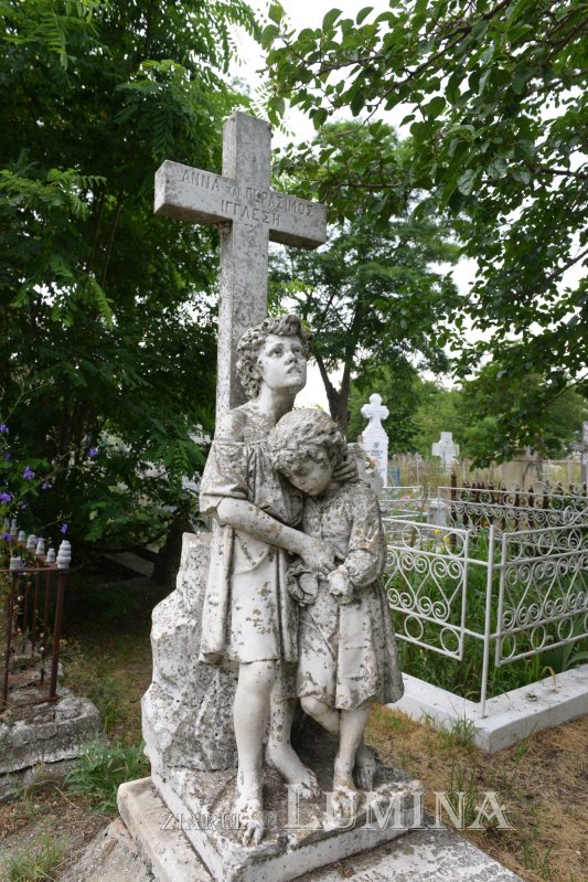 Cimitirul de la Sulina, ca o concordie universală 162365