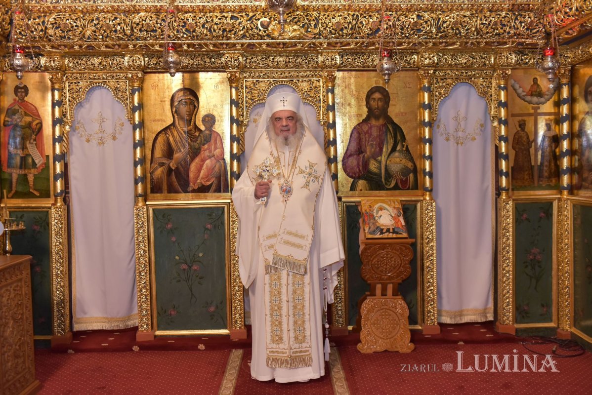 „Iubirea milostivă, forma completă de înmulţire a talanţilor” 163477