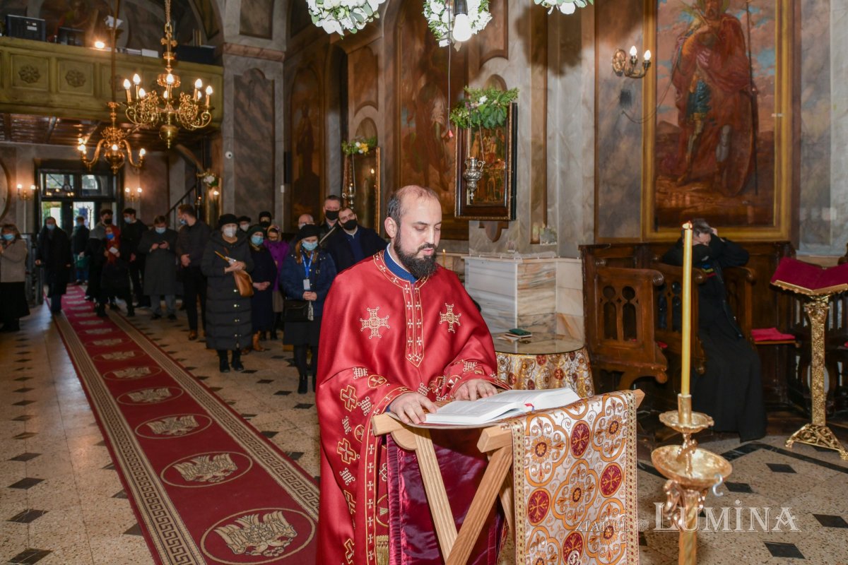 Procesiune cu moaștele Sfântului Haralambie în Capitală 163583