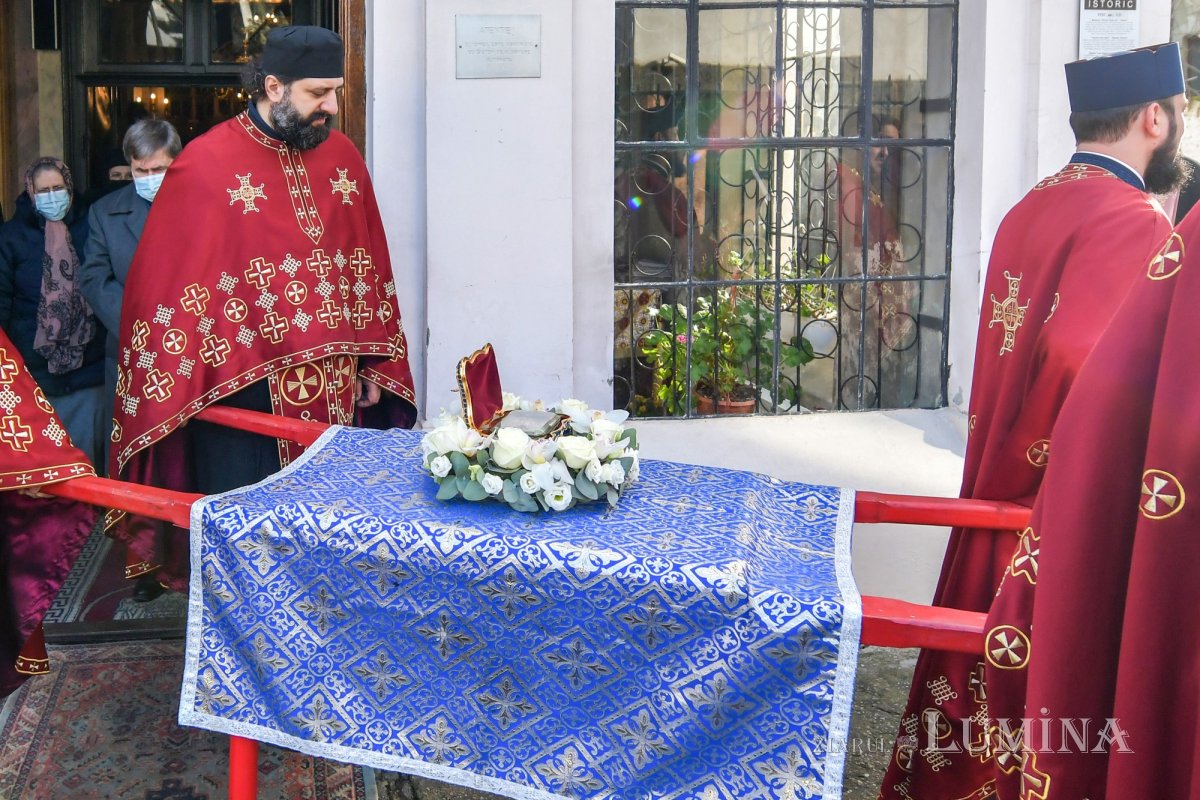 Procesiune cu moaștele Sfântului Haralambie în Capitală 163591