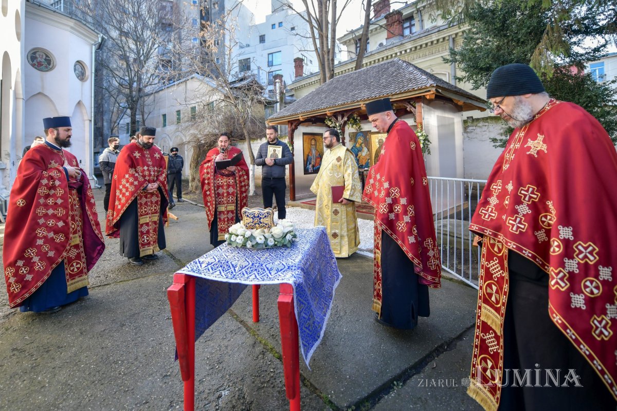 Procesiune cu moaștele Sfântului Haralambie în Capitală 163597