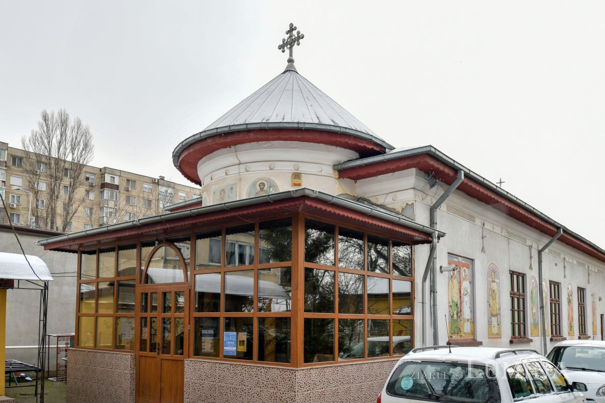 Cinstirea ocrotitorului și daruri pentru comunitatea ortodoxă a surzilor din Capitală 163845