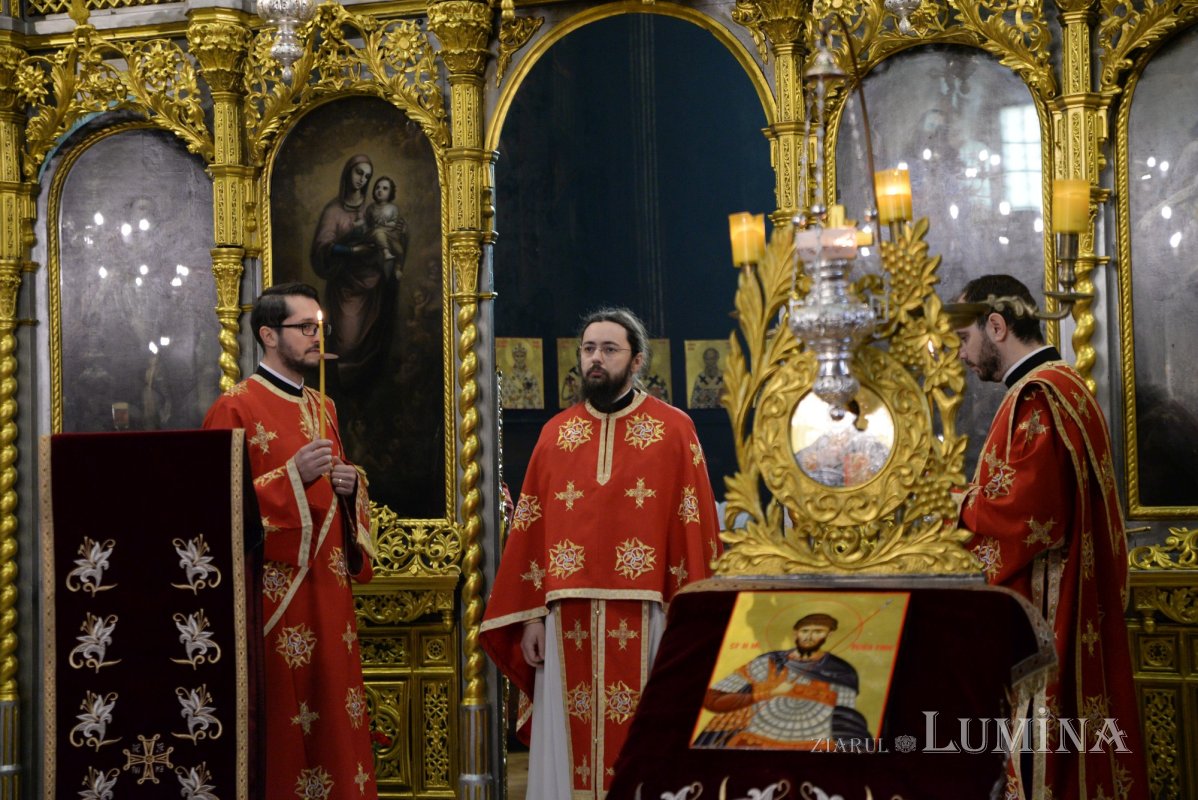 Sfântul Mucenic Teodor Tiron cinstit la o biserică istorică din Capitală 164134