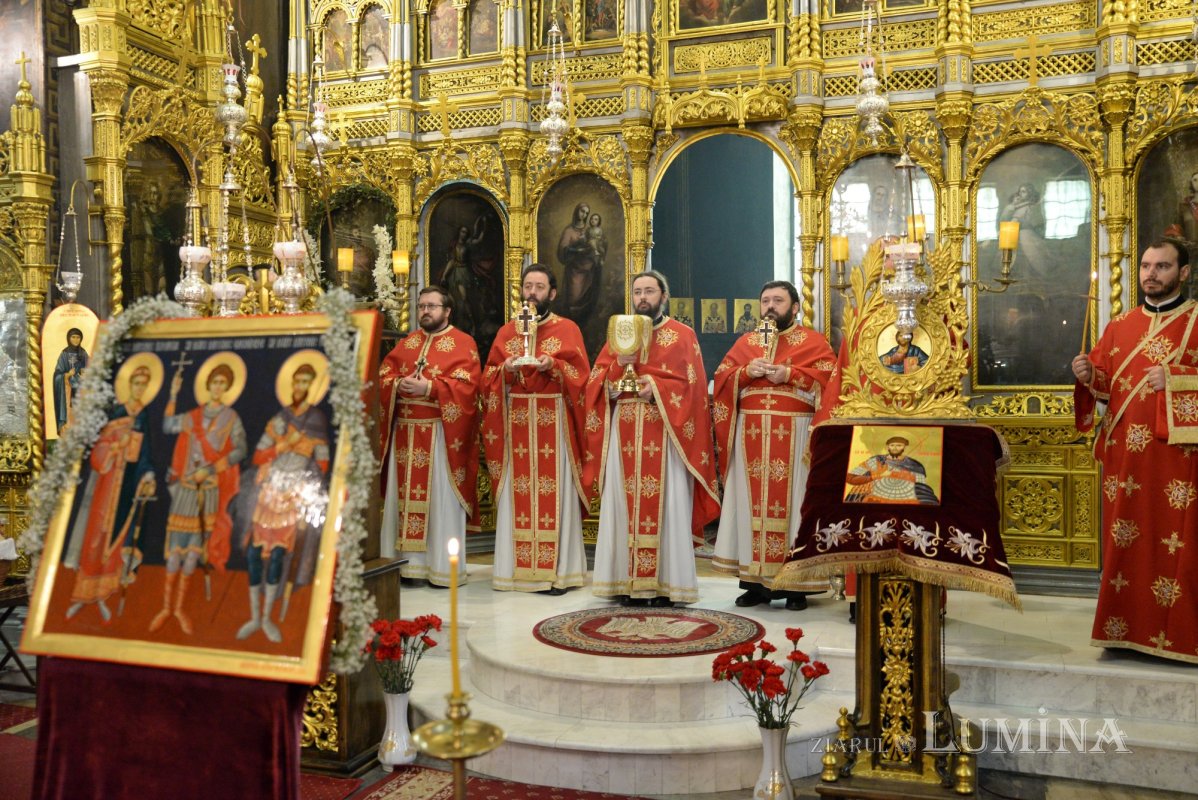 Sfântul Mucenic Teodor Tiron cinstit la o biserică istorică din Capitală 164147