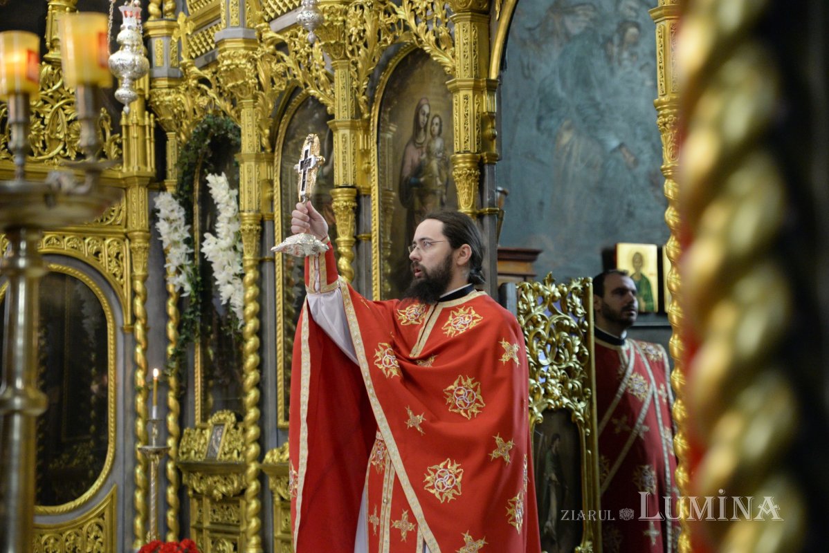 Sfântul Mucenic Teodor Tiron cinstit la o biserică istorică din Capitală 164153