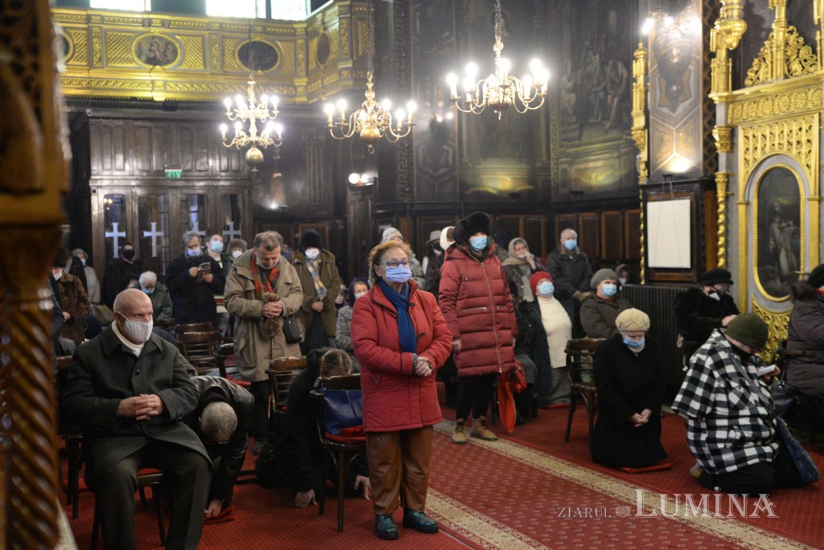 Sfântul Mucenic Teodor Tiron cinstit la o biserică istorică din Capitală 164154