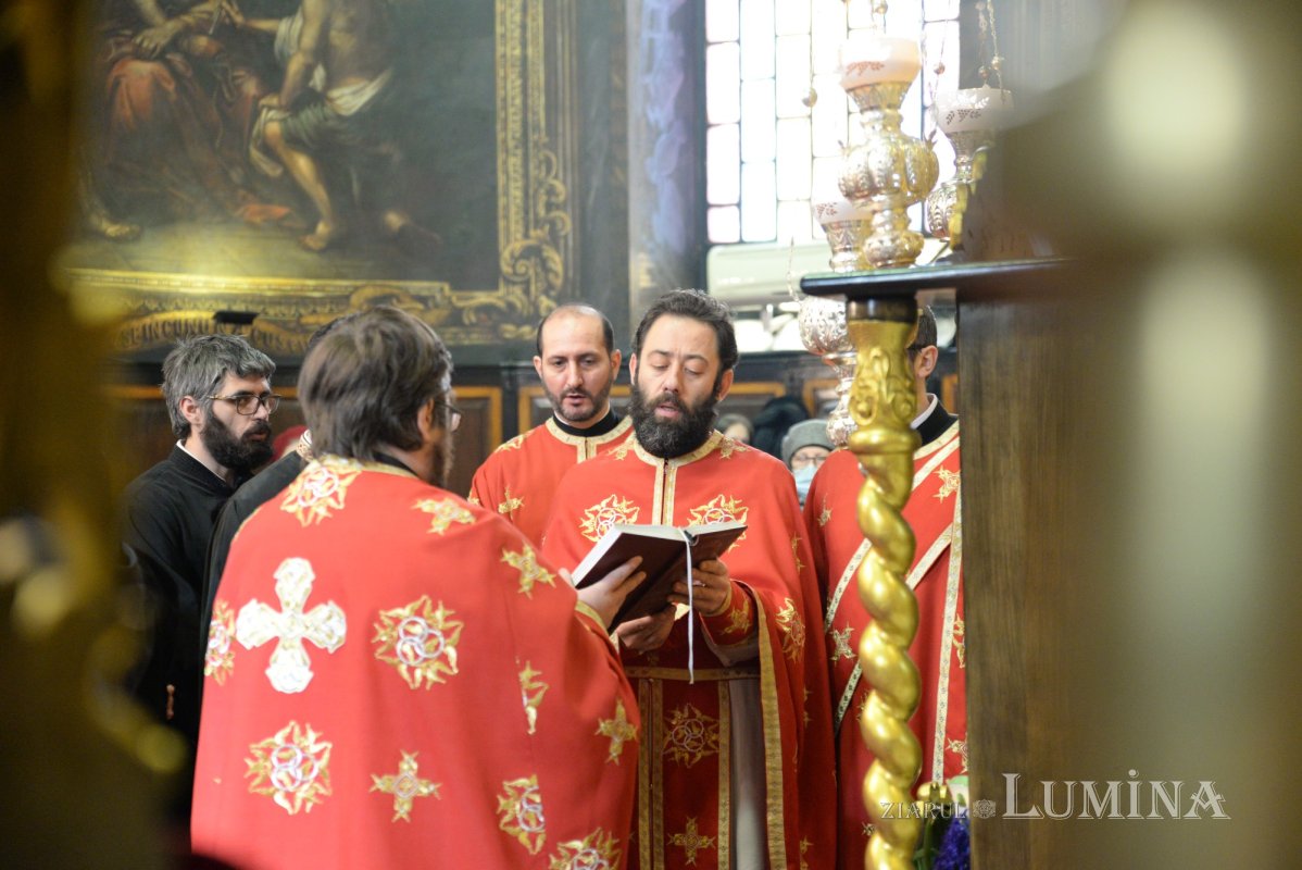 Sfântul Mucenic Teodor Tiron cinstit la o biserică istorică din Capitală 164157