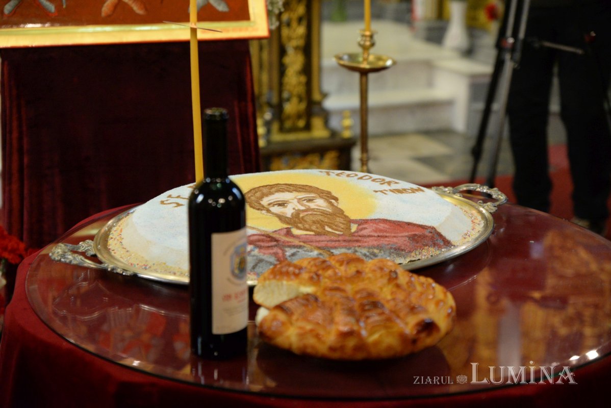 Sfântul Mucenic Teodor Tiron cinstit la o biserică istorică din Capitală 164160