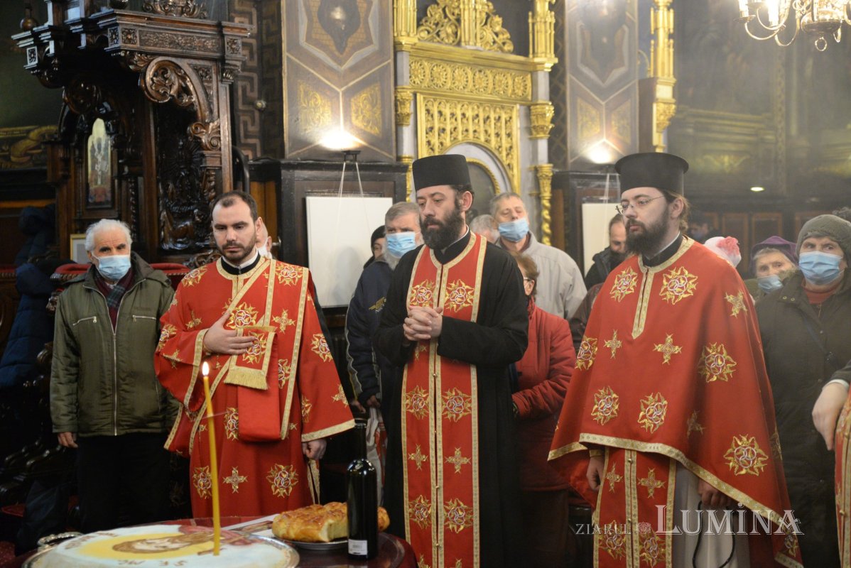 Sfântul Mucenic Teodor Tiron cinstit la o biserică istorică din Capitală 164161