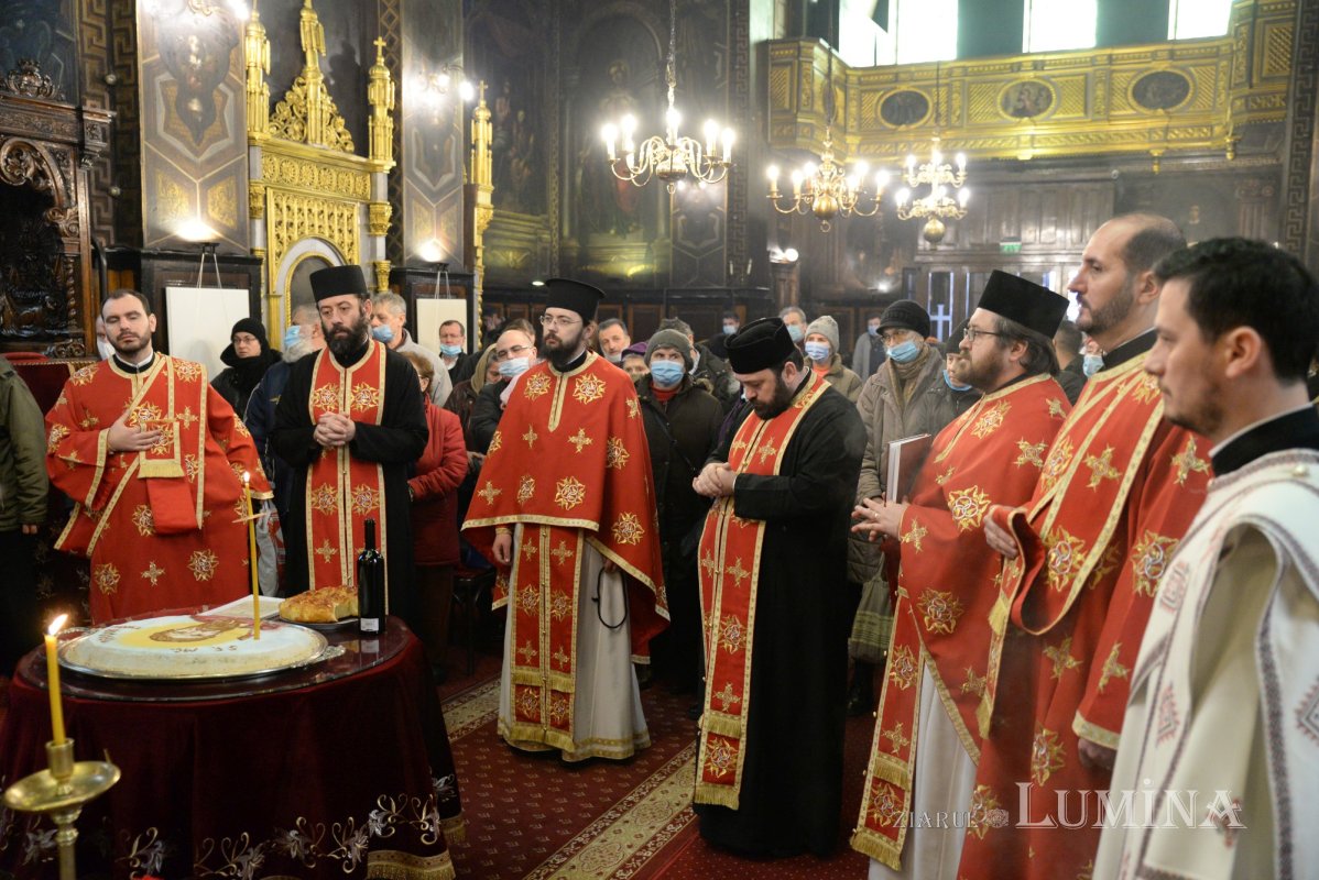 Sfântul Mucenic Teodor Tiron cinstit la o biserică istorică din Capitală 164162