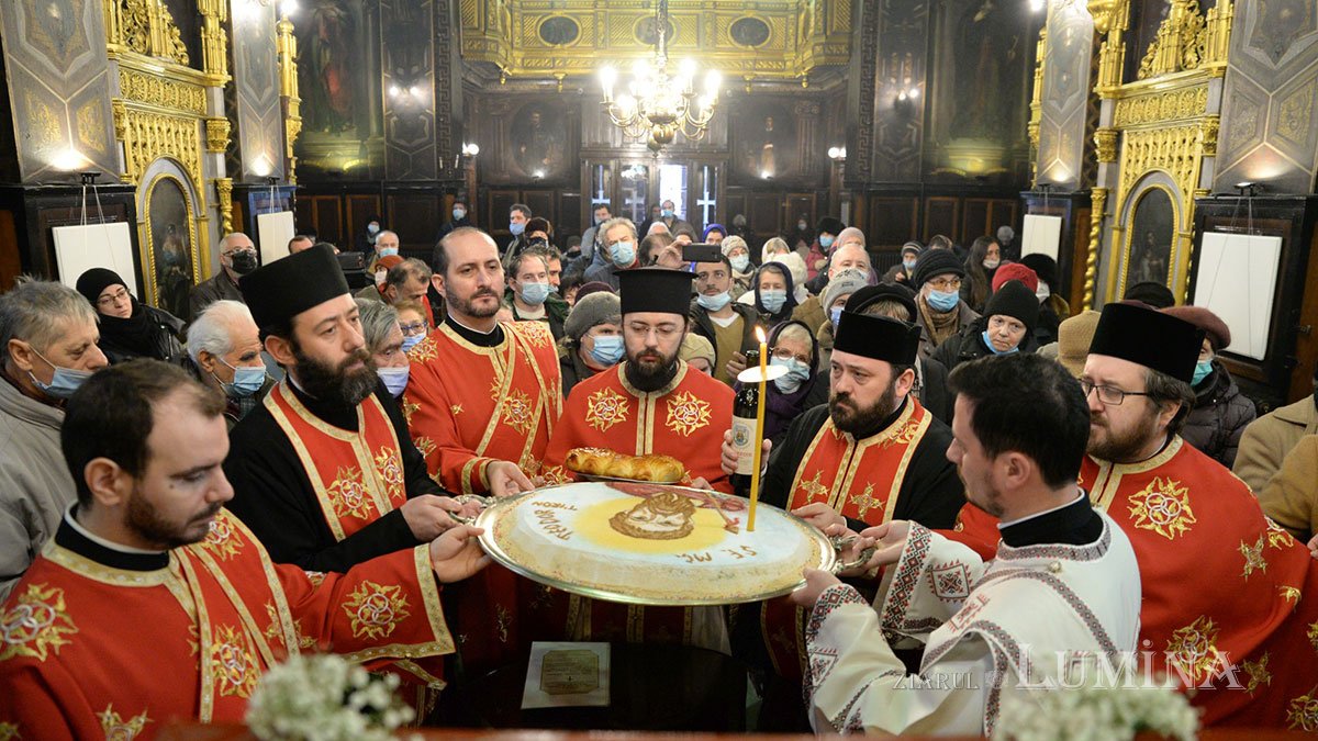 Sfântul Mucenic Teodor Tiron cinstit la o biserică istorică din Capitală 164166