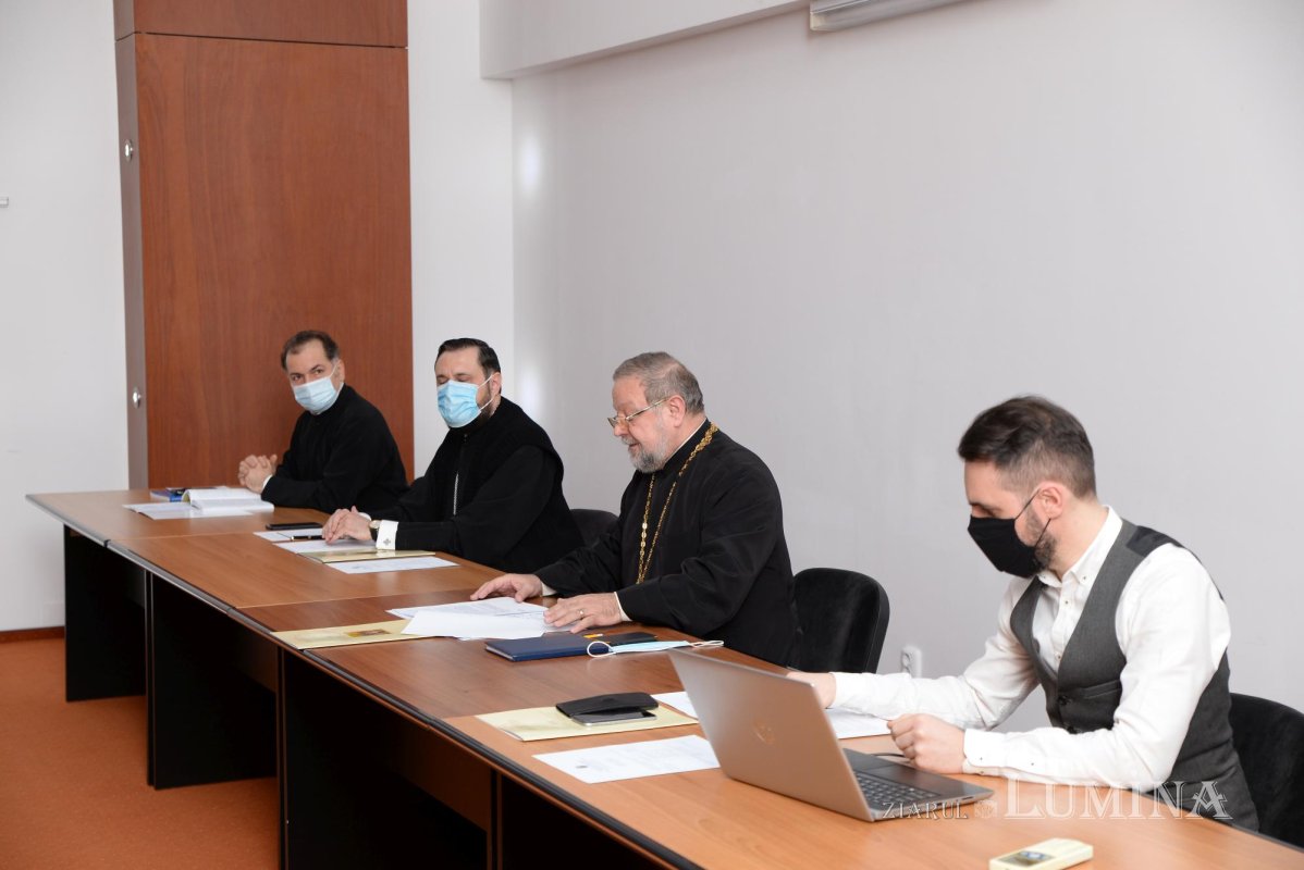 Discuții privind cateheza parohială în Arhiepiscopia Bucureştilor 164212