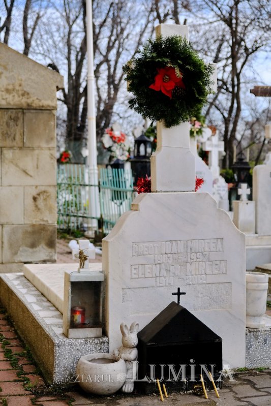 Recunoștință față de înaintași la Biserica Bărbătescu Nou 164173