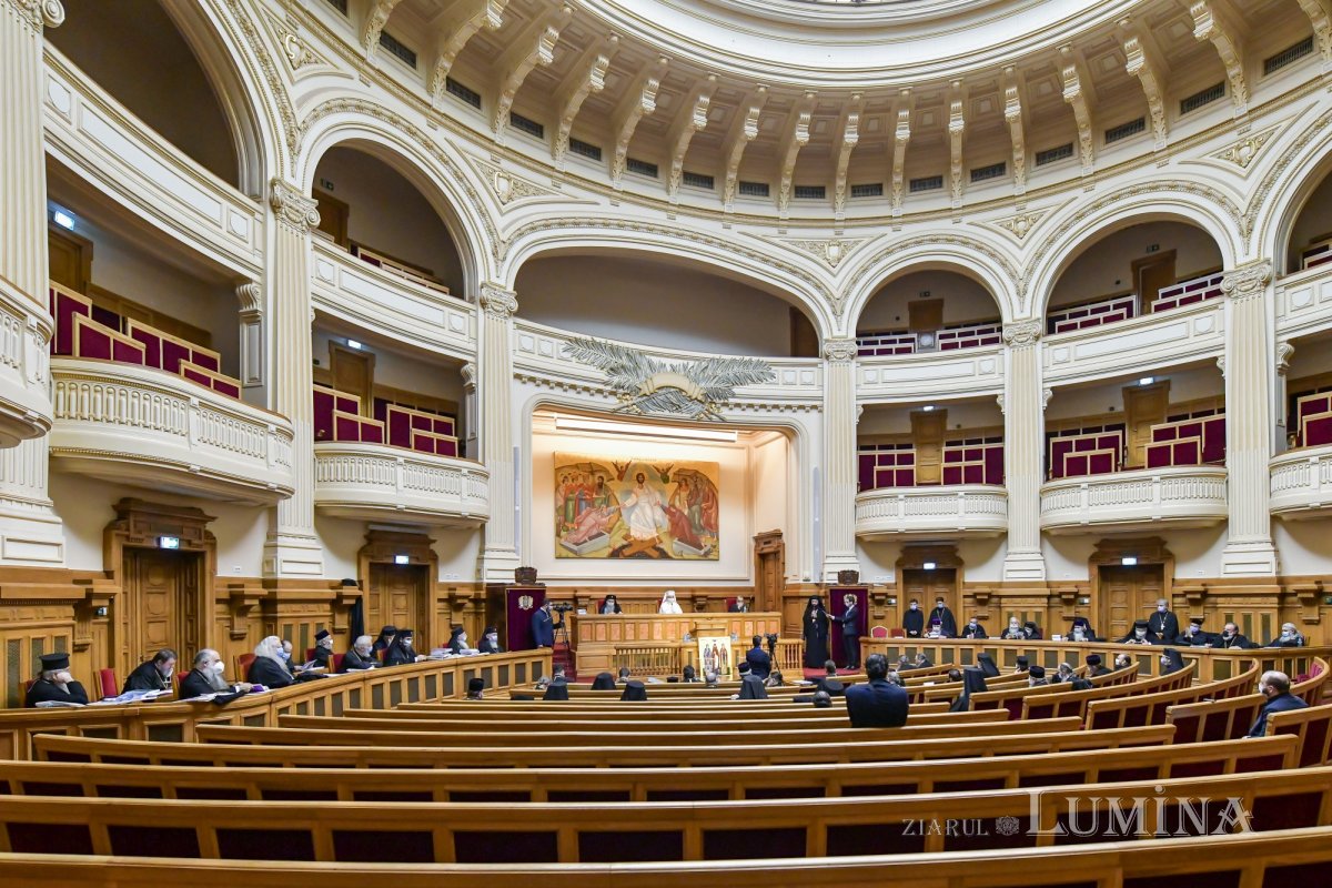 Alegerea a doi noi arhierei în cadrul Sfântului Sinod 164701