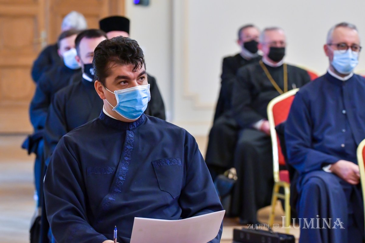 Întâlnire pentru uniformizarea bunelor practici în administrarea cimitirelor 164927